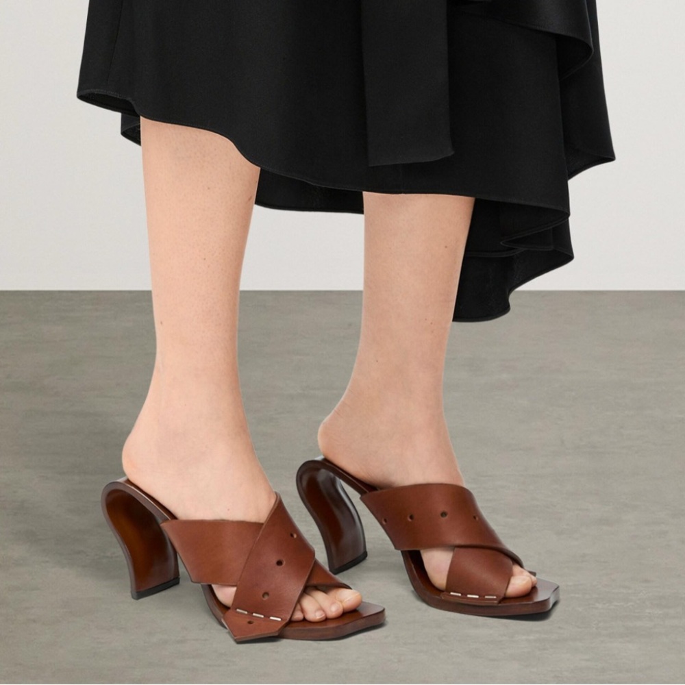 LOEWE Gala 90MM Sculptural heel leather sandals